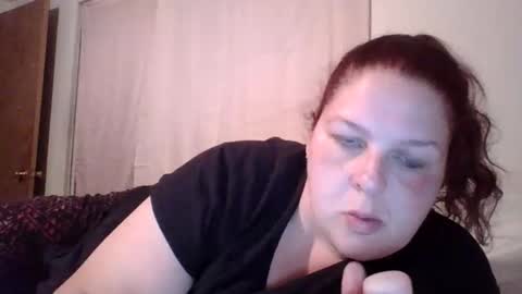 x0_jade online show from December 21, 2025, 11:06 am