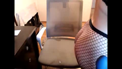 Snapshot of x0x0ta chatting on November 16, 2025, 11:05 am FunCpl online show from November 16, 2025, 11:05 am