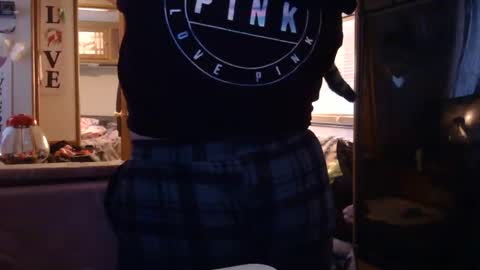 x2kayx2 online show from February 6, 2026, 1:58 pm