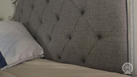 Mariah  online show from October 18, 2025, 10:10 pm