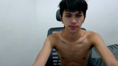 KAEL online show from December 19, 2025, 4:58 pm