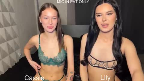 wiwi clap clap cat baby girl online show from November 25, 2025, 7:03 pm