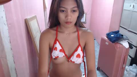 x_lexi_x online show from October 8, 2025, 3:37 am