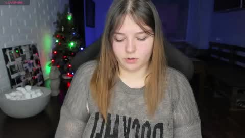 Snapshot of x_nirvana_x chatting on December 24, 2024, 1:06 am LOVE NERDS ONLY online show from December 24, 2024, 1:06 am