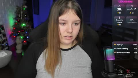 Snapshot of x_nirvana_x chatting on January 10, 2025, 4:54 am LOVE NERDS ONLY online show from January 10, 2025, 4:54 am