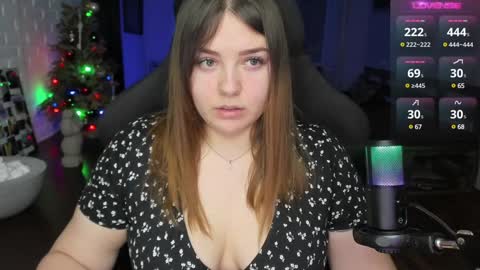 Snapshot of x_nirvana_x chatting on January 12, 2025, 1:11 am LOVE NERDS ONLY online show from January 12, 2025, 1:11 am