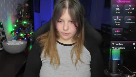 Snapshot of x_nirvana_x chatting on February 1, 2025, 2:26 am LOVE NERDS ONLY online show from February 1, 2025, 2:26 am