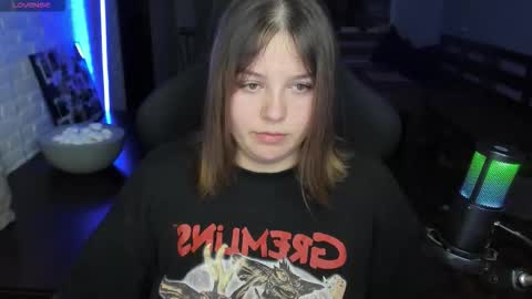 Snapshot of x_nirvana_x chatting on September 15, 2025, 3:39 am LOVE NERDS ONLY online show from September 15, 2025, 3:39 am