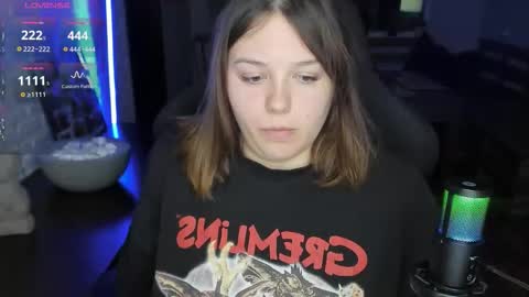 Snapshot of x_nirvana_x chatting on September 19, 2025, 3:19 am LOVE NERDS ONLY online show from September 19, 2025, 3:19 am