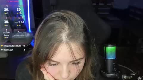 Snapshot of x_nirvana_x chatting on September 26, 2025, 1:20 am LOVE NERDS ONLY online show from September 26, 2025, 1:20 am