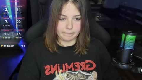 Snapshot of x_nirvana_x chatting on September 27, 2025, 5:01 am LOVE NERDS ONLY online show from September 27, 2025, 5:01 am