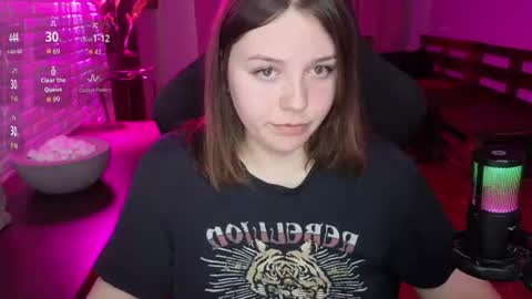 LOVE NERDS ONLY online show from June 22, 2026, 3:58 am