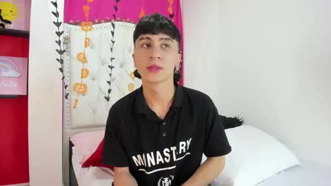 Snapshot of xaandergrey chatting on October 5, 2025, 8:18 pm xaanderGrey online show from October 5, 2025, 8:18 pm