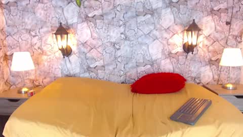 xabier online show from February 10, 2025, 6:35 pm