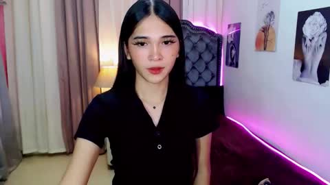 Snapshot of xairah_doux chatting on October 4, 2025, 4:43 am xairah_doux online show from October 4, 2025, 4:43 am