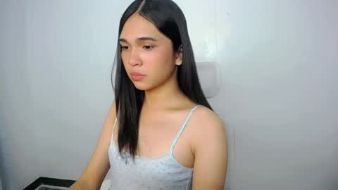 Snapshot of xairah_doux chatting on May 11, 2026, 2:28 am xairah_doux online show from May 11, 2026, 2:28 am