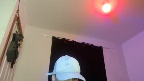 Snapshot of xalejo_max chatting on October 8, 2025, 5:54 pm xalejo_max online show from October 8, 2025, 5:54 pm