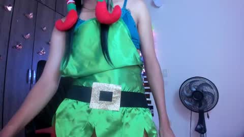 Snapshot of xallysonx_ chatting on December 24, 2024, 2:22 pm XALLYSONX online show from December 24, 2024, 2:22 pm