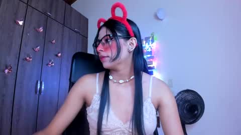 Snapshot of xallysonx_ chatting on January 5, 2025, 11:26 am XALLYSONX online show from January 5, 2025, 11:26 am