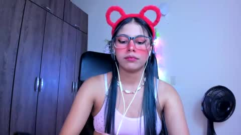 Snapshot of xallysonx_ chatting on January 11, 2025, 2:58 pm XALLYSONX online show from January 11, 2025, 2:58 pm