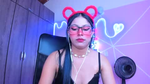 Snapshot of xallysonx_ chatting on January 14, 2025, 2:22 pm XALLYSONX online show from January 14, 2025, 2:22 pm