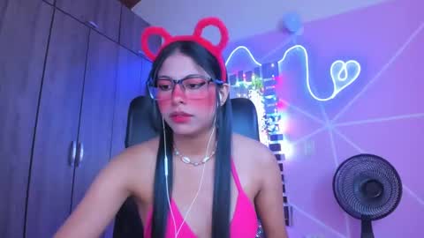 Snapshot of xallysonx_ chatting on January 19, 2025, 2:28 pm XALLYSONX online show from January 19, 2025, 2:28 pm