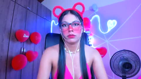 Snapshot of xallysonx_ chatting on February 18, 2025, 5:42 pm XALLYSONX online show from February 18, 2025, 5:42 pm