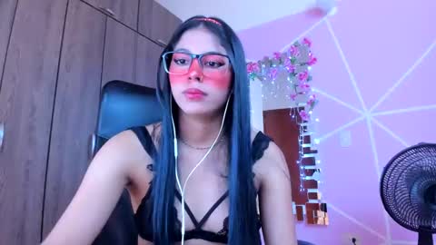 Snapshot of xallysonx_ chatting on March 11, 2025, 2:29 pm XALLYSONX online show from March 11, 2025, 2:29 pm