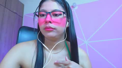 XALLYSONX online show from May 2, 2026, 12:32 pm