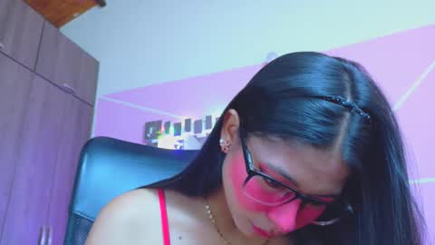XALLYSONX online show from May 7, 2026, 11:37 am