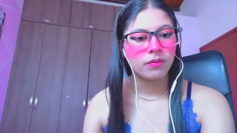 XALLYSONX online show from June 29, 2026, 11:54 am