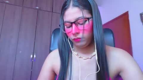 XALLYSONX online show from July 1, 2026, 12:18 pm