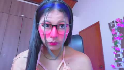 XALLYSONX online show from July 17, 2026, 11:50 am