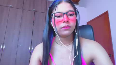 XALLYSONX online show from July 26, 2026, 12:01 pm