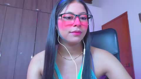 XALLYSONX online show from July 28, 2026, 12:48 pm