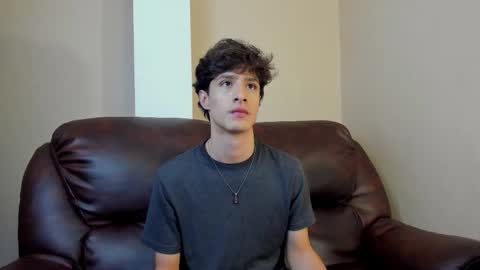 Snapshot of xam_collen chatting on November 12, 2025, 4:29 pm xam_collen online show from November 12, 2025, 4:29 pm