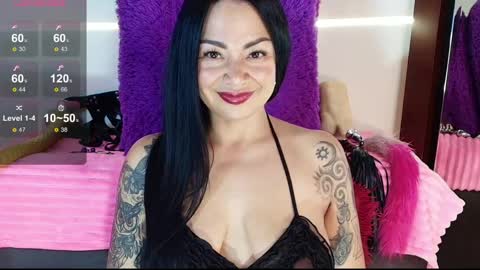 XAMARA1124 online show from May 9, 2026, 3:01 am