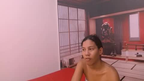 Snapshot of xamaravelour chatting on November 20, 2025, 7:13 pm xamaravelour online show from November 20, 2025, 7:13 pm