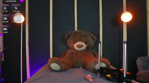 xami online show from January 30, 2025, 4:37 am