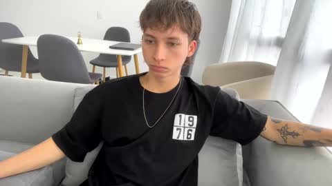 Xam online show from February 11, 2025, 8:10 pm