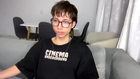 Xam online show from February 18, 2025, 3:53 am