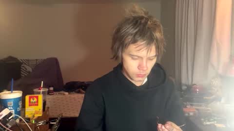 xander0zzz online show from February 24, 2026, 7:28 am