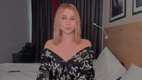 xander_novak online show from March 24, 2026, 11:04 am