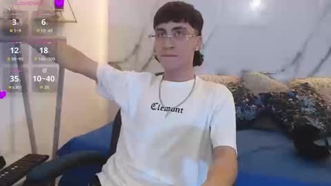 xandergrey8 online show from March 21, 2026, 8:23 pm