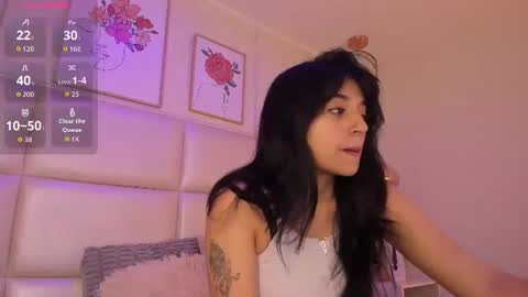 xara_u online show from June 18, 2026, 4:55 pm