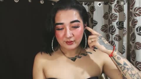Nira   NOT INTO CHEAP GUYS  online show from January 21, 2025, 11:24 pm