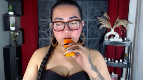 Nira   NOT INTO CHEAP GUYS  online show from October 9, 2025, 12:25 pm