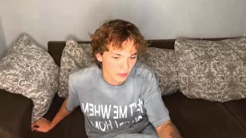Snapshot of xavier_200 chatting on September 22, 2025, 6:21 pm Xavier PVT open online show from September 22, 2025, 6:21 pm