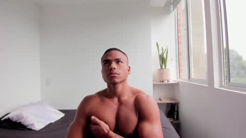 Snapshot of xavier_colleman chatting on February 4, 2025, 12:44 pm Xavier online show from February 4, 2025, 12:44 pm