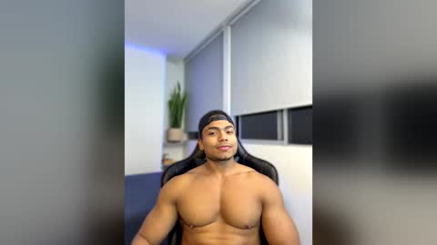 Snapshot of xavier_colleman chatting on May 5, 2026, 1:57 am Xavier online show from May 5, 2026, 1:57 am